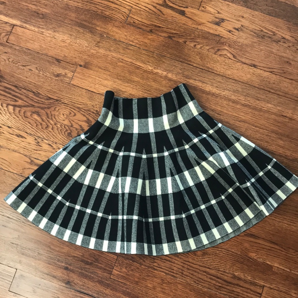 High waisted skirt